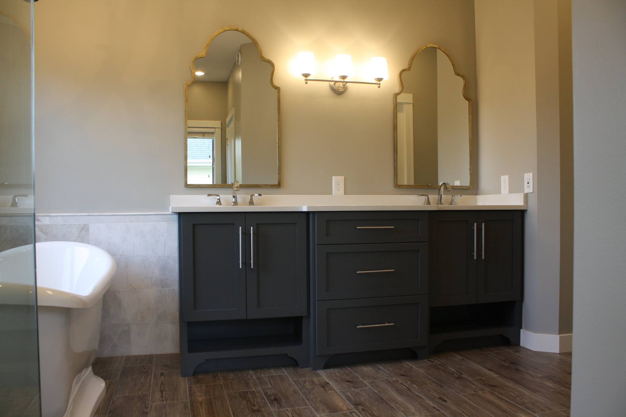 Bathroom Cabinets And Vanity